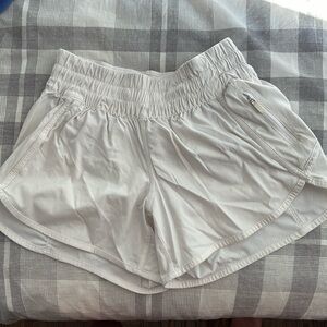 White lululemon shorts 2.5inch